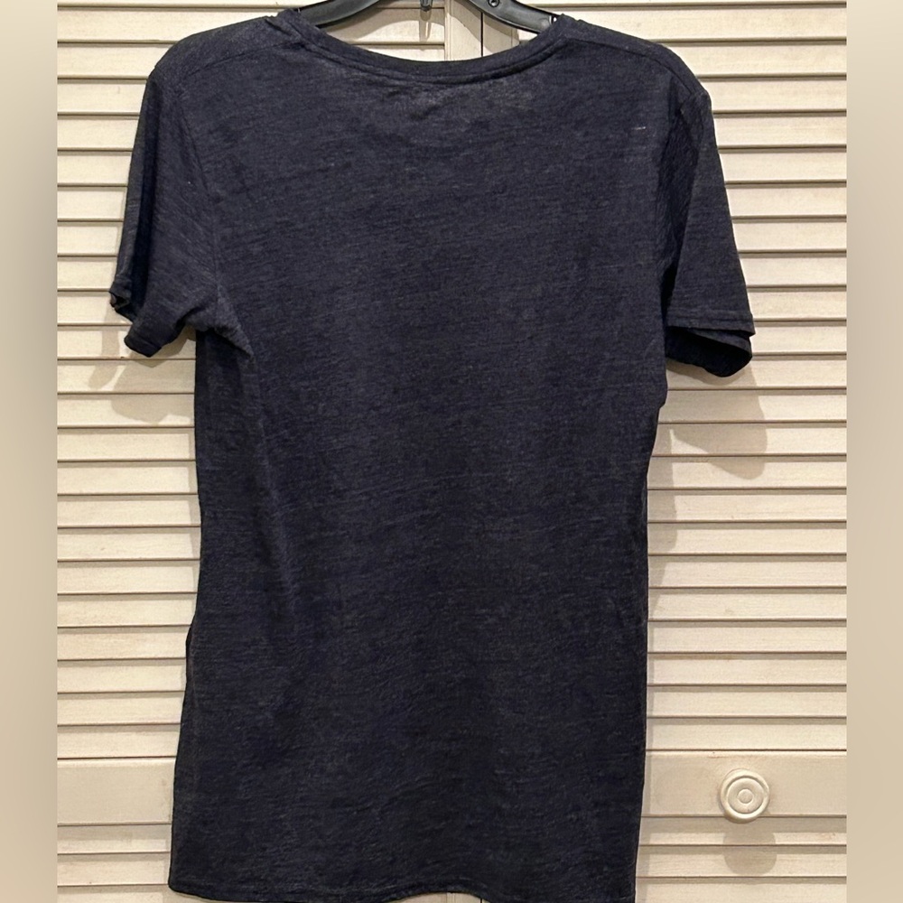 NEW Fanatics Pittsburgh Penguins T-Shirt Size Small Navy Blue - NWT - $30 Retail - Picture 2 of 9